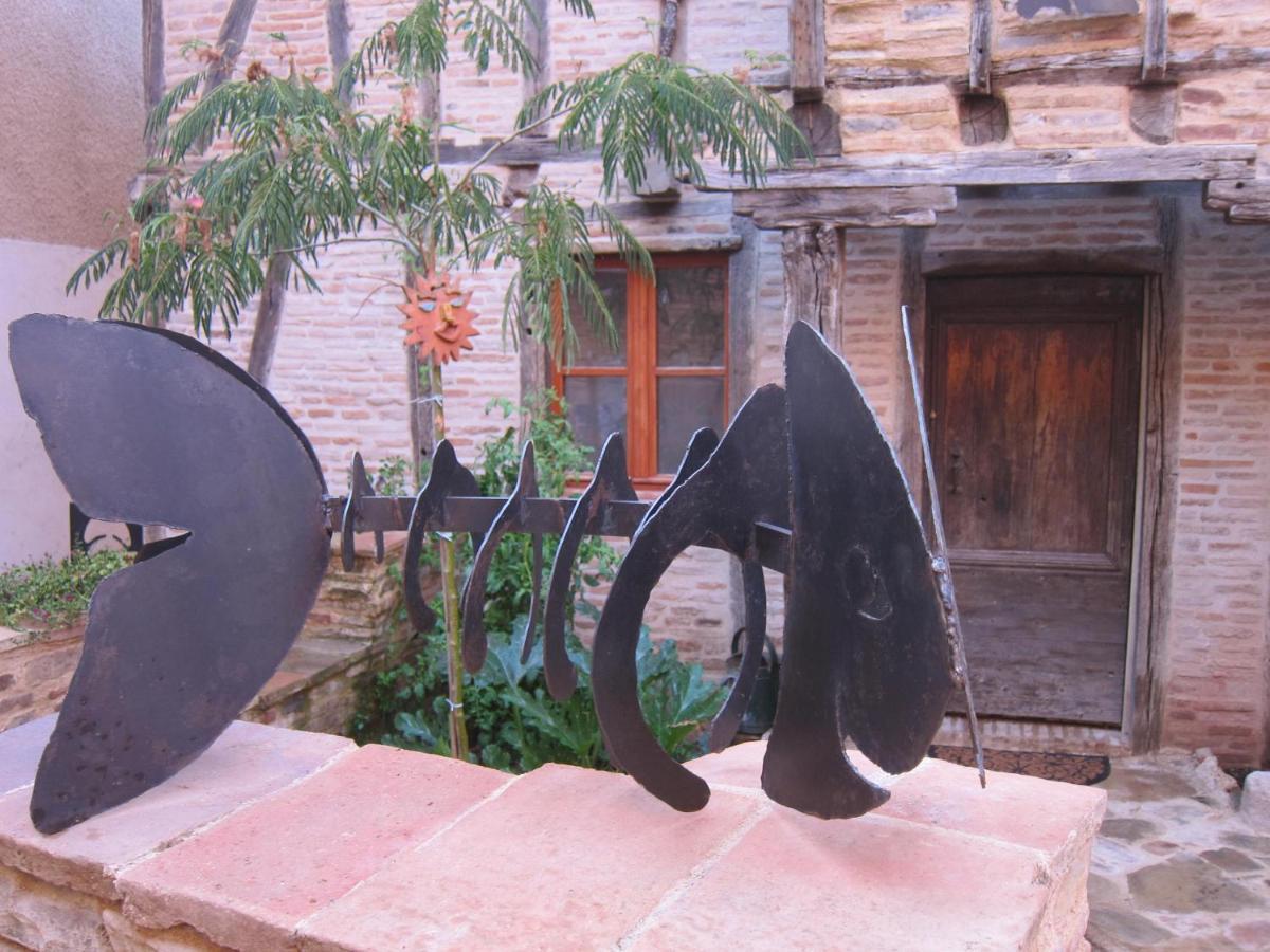 Bed and Breakfast La Lauze Et L'Anguille Gaillac Exterior foto