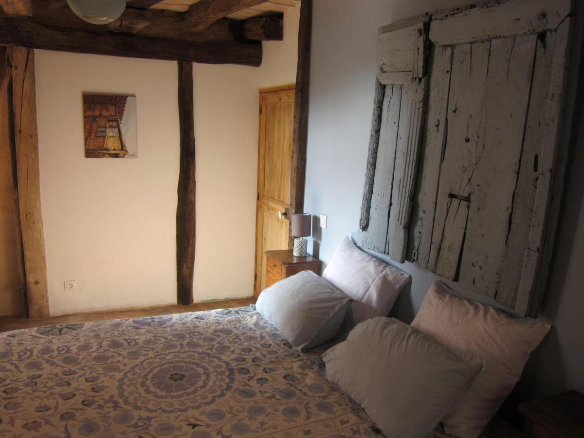 Bed and Breakfast La Lauze Et L'Anguille Gaillac Exterior foto