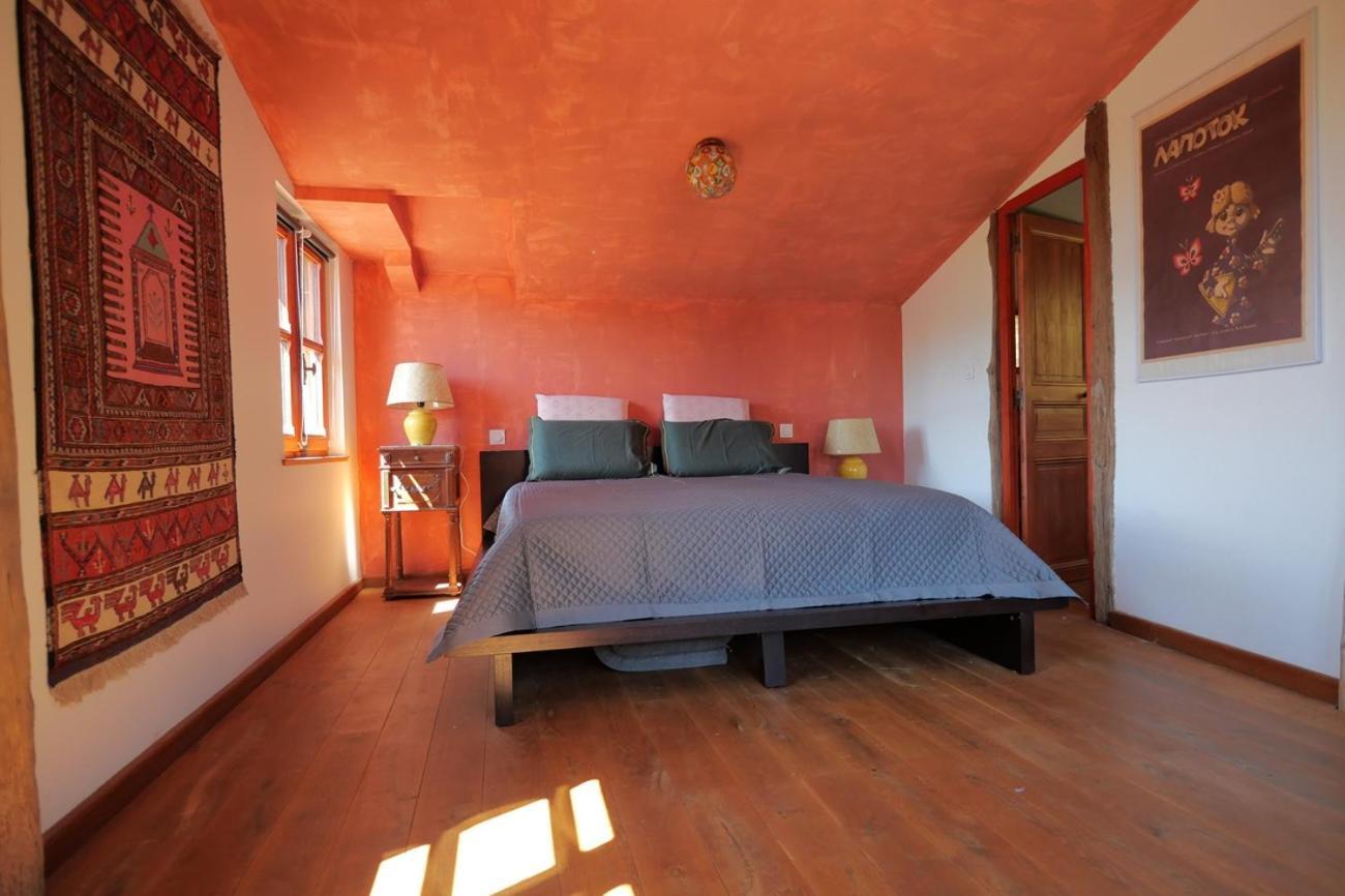 Bed and Breakfast La Lauze Et L'Anguille Gaillac Zimmer foto